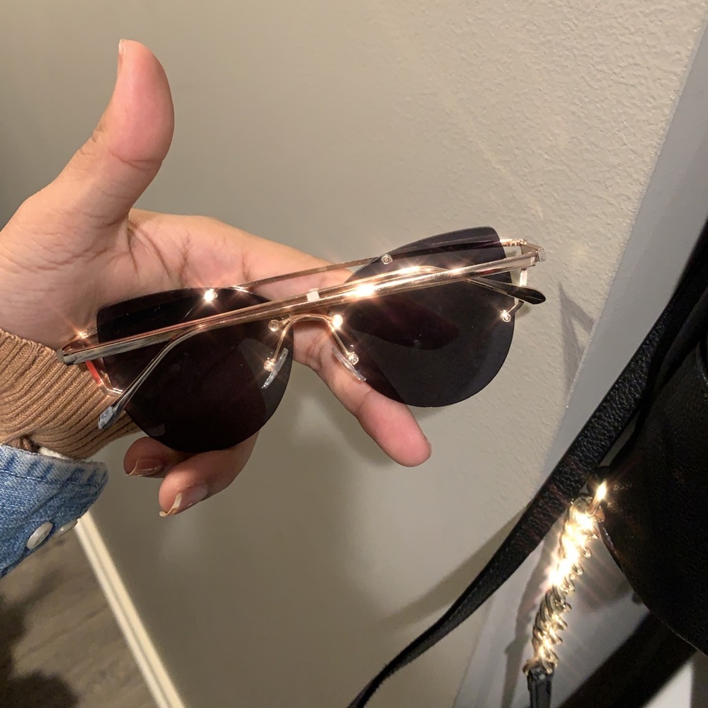 💛 Sunglasses 💛